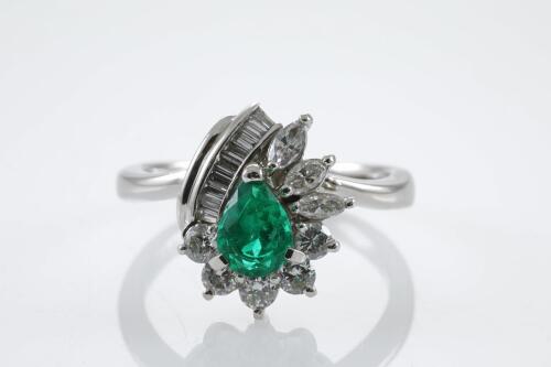 Colombian Emerald and Diamond Ring