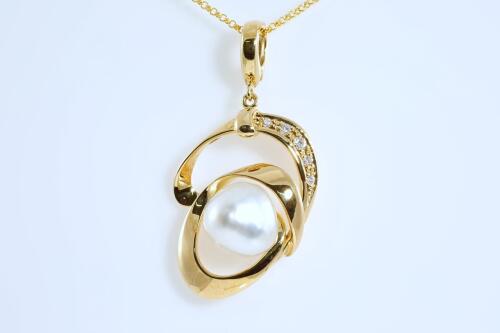 Baroque Pearl and Diamond Pendant