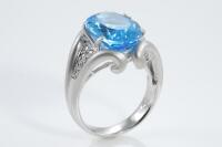 10.59ct Topaz and Diamond Ring - 5