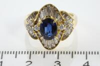 2.03ct "Cornflower Blue Sapphire and Diamond Ring - 3