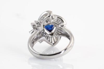 2.21ct Sapphire and Diamond Ring GIA - 4